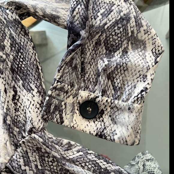 Zara Snake Print Button Up Dress Size M - Picture 6 of 8